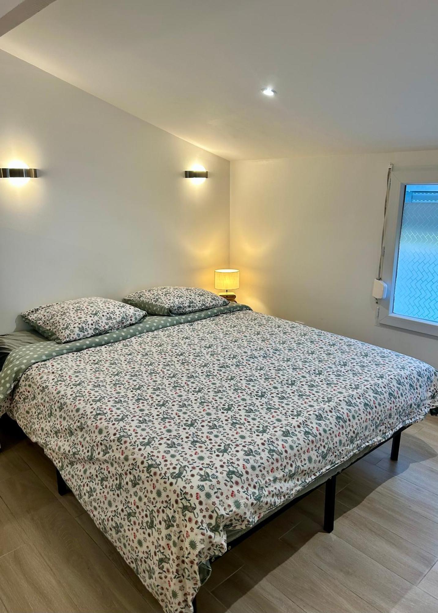 Maison Studio Le Bois Fleuri Croissy-Beaubourg Esterno foto