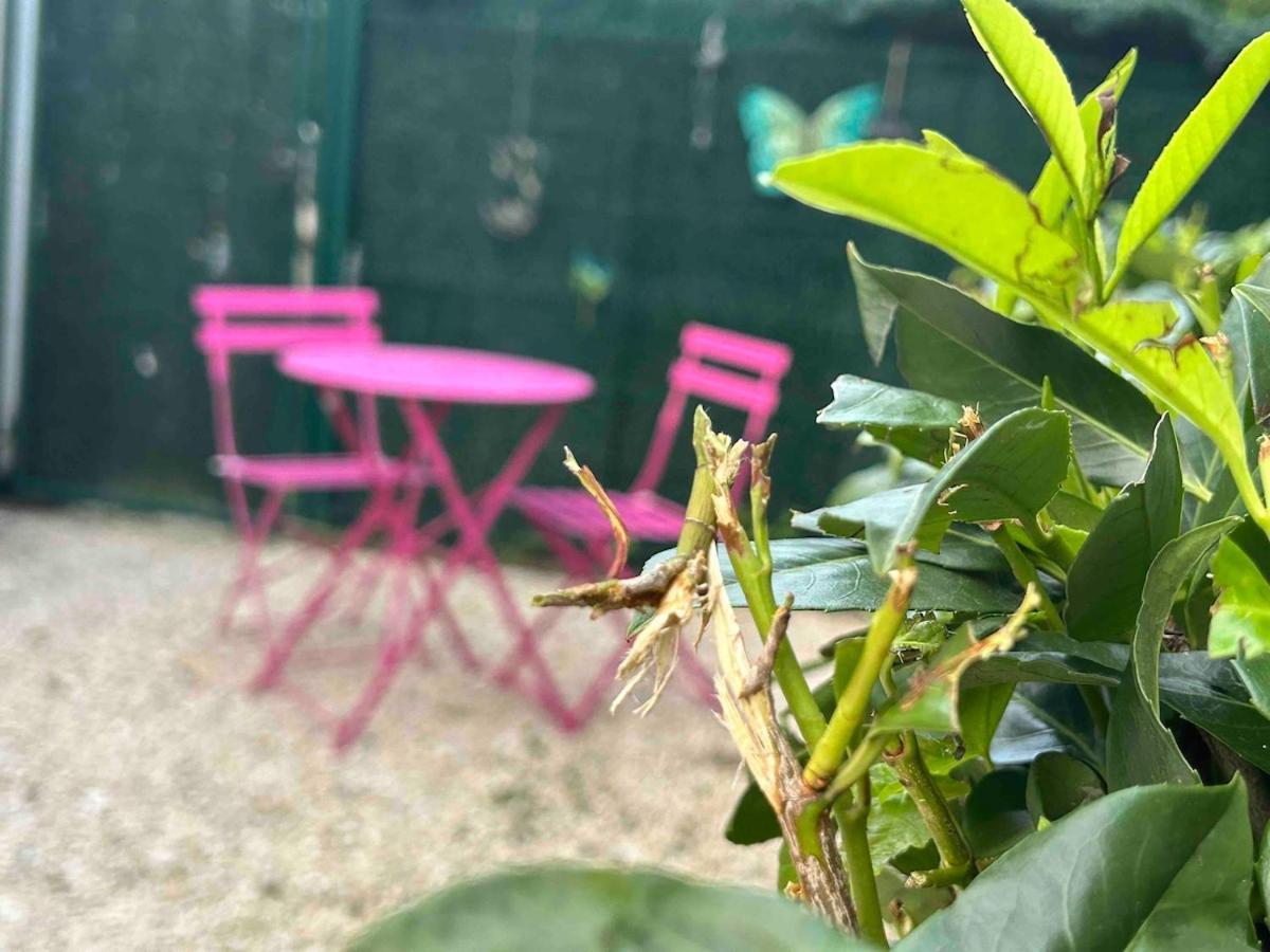 Maison Studio Le Bois Fleuri Croissy-Beaubourg Esterno foto