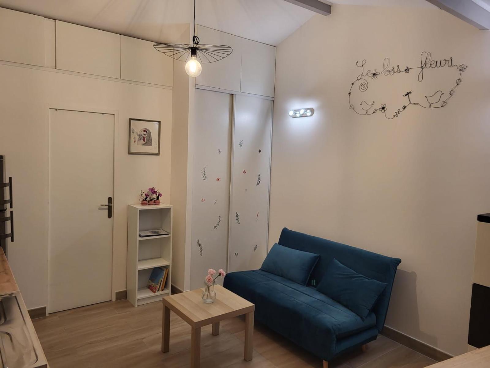 Maison Studio Le Bois Fleuri Croissy-Beaubourg Esterno foto
